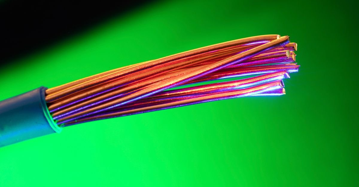 Close-up of stripped copper conductors, the metal cross-section that an AWG number actually describes