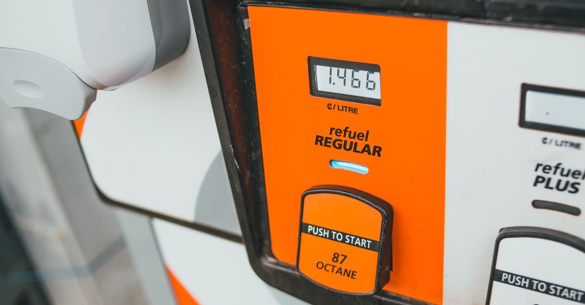 Fuel pump display showing 87 octane, the grade small engines require